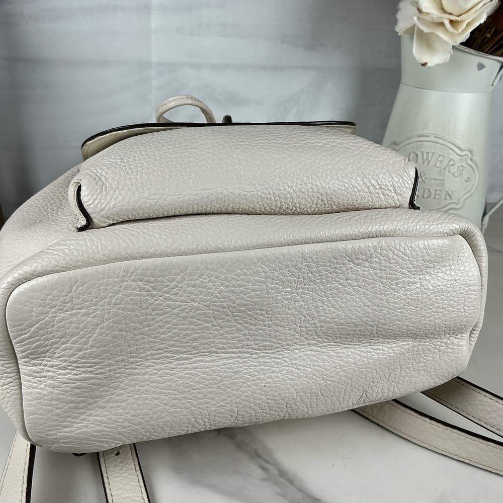 Coach Mini Billie Ivory Cream Gold Leather Backpack‎ Bag - Picture 7 of 12